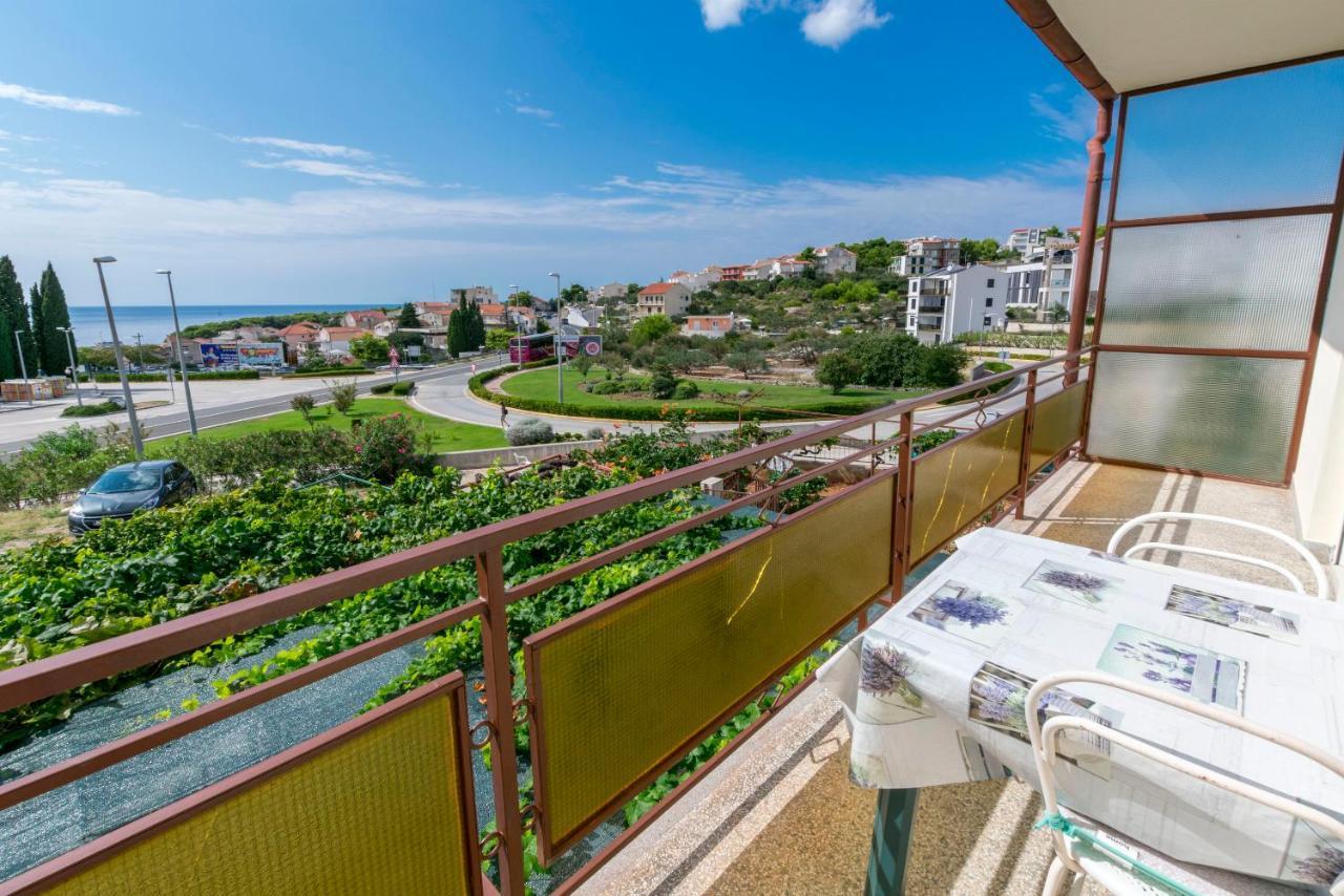 Apartment Lele Primosten Exterior photo